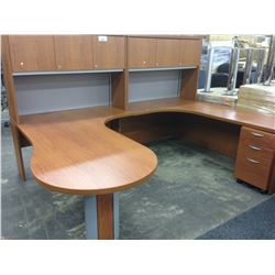 LIGHT CHERRY 9' 6' U-SHAPE EXECUTIVE DESK WITH HUTCH AND MOBILE PEDESTAL
