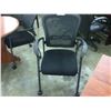 Image 2 : BLACK MESH BACK LOOP ARM MOBILE CLIENT CHAIR