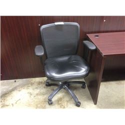 BLACK MESH MID BACK ADJUSTABLE ARM TASK CHAIR
