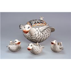 Victoria Garcia | Acoma Pueblo: Duck Family