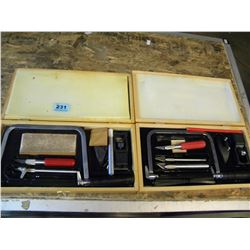 2 HACKSAW/CARVING SETS