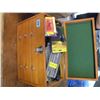 Image 1 : 3 DRAWER WOOD TOOLBOX AND CONTENTS