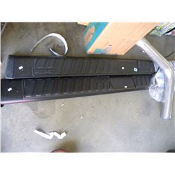 PR OF DEEZEER RUNNING BOARDS AND EXHAUST