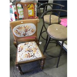 2 BAR STOOLS/2 VINTAGE CHAIRS