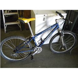 SPECIALIZED MOUNTAIN BIKE