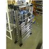 Image 1 : 2 DRYING RACKS
