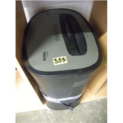 PAPER SHREDDER