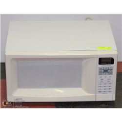 SANYO MICROWAVE - 1480 WATTS