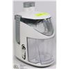 Image 1 : BLACK & DECKER JUICER W/ATTACHMENTS