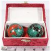 Image 1 : SET OF HAND PAINTED CHINESE MUSICAL BALLS IN CASE