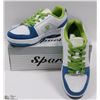 Image 1 : LEATHER UPPER LIGHTBLUE/WHITE/GREEN RUNNERS 6.5