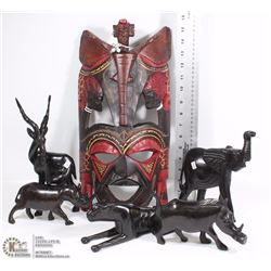 FLAT W/HAND CARVED WOOD SAFARI ANIMALS