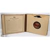 Image 1 : VINTAGE ALBUM W 12 OLD PHONOGRAPH RECORDS