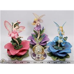 3 SIGNED MUSICAL BOX ANGELS + 1 22 KT GLASS ANGEL