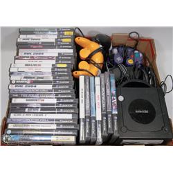 NINTENDO GAME CUBE CONSOLE/4 CONTROLLERS/33 GAMES