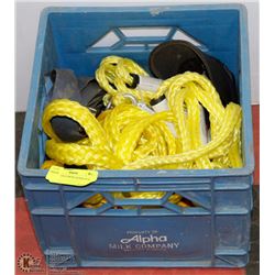 TOTE WITH TOWING ROPES AND MORE