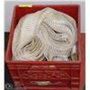Image 1 : CRATE WITH SLINGS