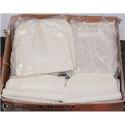BOX OF HEAVY DUTY POLISHING/WIPING