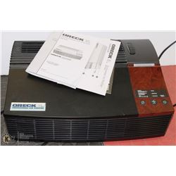 ORECK CARPET SWEEPER W/ ORECK XL PRO AIR PURIFIER