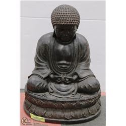 LARGE BUDDHA STATUE