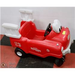 LITTLE TIKES SPRAY AND RESCUE FIRE TRUCK