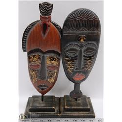 2 AFRICAN THEMED DECOR