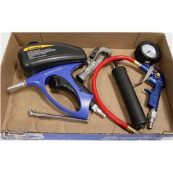 MASTERCRAFT MINI SAND BLASTER WITH PRESSURE GAUGE