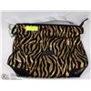Image 1 : ZEBRA PRINT SHOULDER BAG