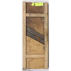 ANTIQUE SILVRETTA CABBAGE SLICER