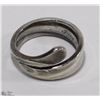 Image 1 : STERLING SILVER RING SIZE 6.5