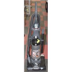 DIRT DEVIL VIGOR CYCLONIC BAGLESS VACUUM