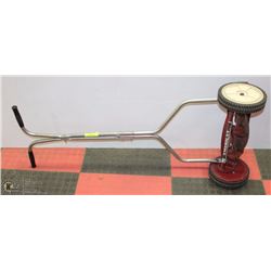 VINTAGE AMERICAN BRAND PUSH LAWNMOWER