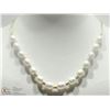 Image 1 : 18 INCH FRESHWATER PEARL STRAND NECKLACE