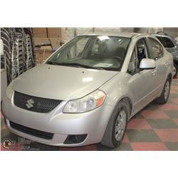 2010 SUZUKI SX4 LE