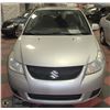 Image 2 : 2010 SUZUKI SX4 LE