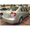 Image 4 : 2010 SUZUKI SX4 LE