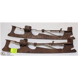 PAIR OF ANTIQUE SKATE BLADES