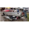Image 3 : 1966 SEARS 13' ALUMINUM FISHING BOAT WITH TRAILER