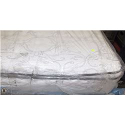 SEALY QU SIZE PILLOWTOP MATTRESS WITH BOXSPRING