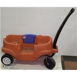 LITTLE TIKES WAGON WITH OPENING DOOR