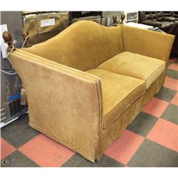BROWN SHOWHOME SOFA