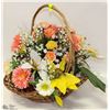 Image 1 : ARTIFICIAL FLOWER BOUQUET IN A BASKET