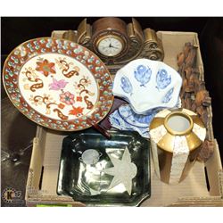 FLAT W/ 8PC SHOWHOME DECOR ACCESSORIES