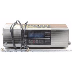 VINTAGE GE AM/FM RADIO