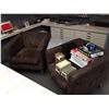Image 1 : 2 CLIENT CHAIRS W/TABLE