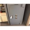 Image 1 : CHUBB MOSLER TAYLOR SINGLE DOOR COMBINATION SAFE
