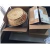 Image 1 : KITCHEN SUPPLIES