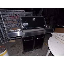 PROPANE BBQ WITH SIDE ELEMENT