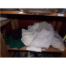 SHELF - LINEN & LACE