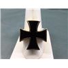 Image 3 : RING - MAN'S SOLID BRONZE & ENAMEL IRON CROSS RING - SIGNED BY ARTIST